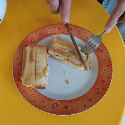 Recette – Croque sucré aux pommes et caramel