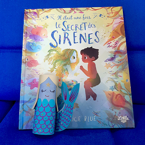 Une sirène en carton