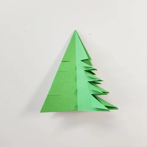 Fabrique tes sapins en origami
